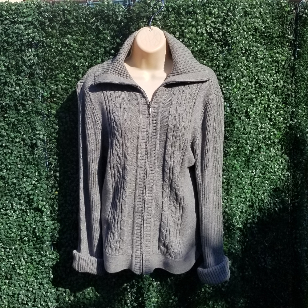 Full zip sweater